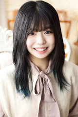 長尾れいな